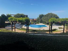 Apartment in Paradise View complex